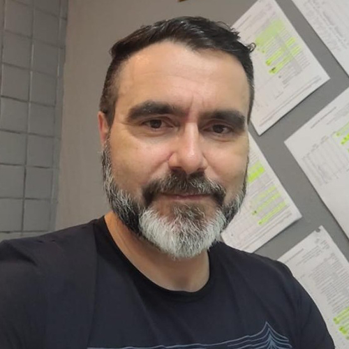 Leandro Carvalho